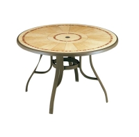 Grosfillex table