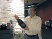 Dom Perignon 1985 opening