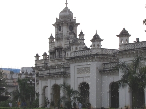 Outer buildings, Chowpatty Palace